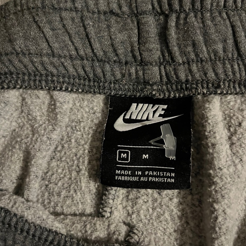 Nike Sweatpants Womens Medium Charcoal Gray Excellent Fleece Straight Leg Logo - Picture 4 of 4